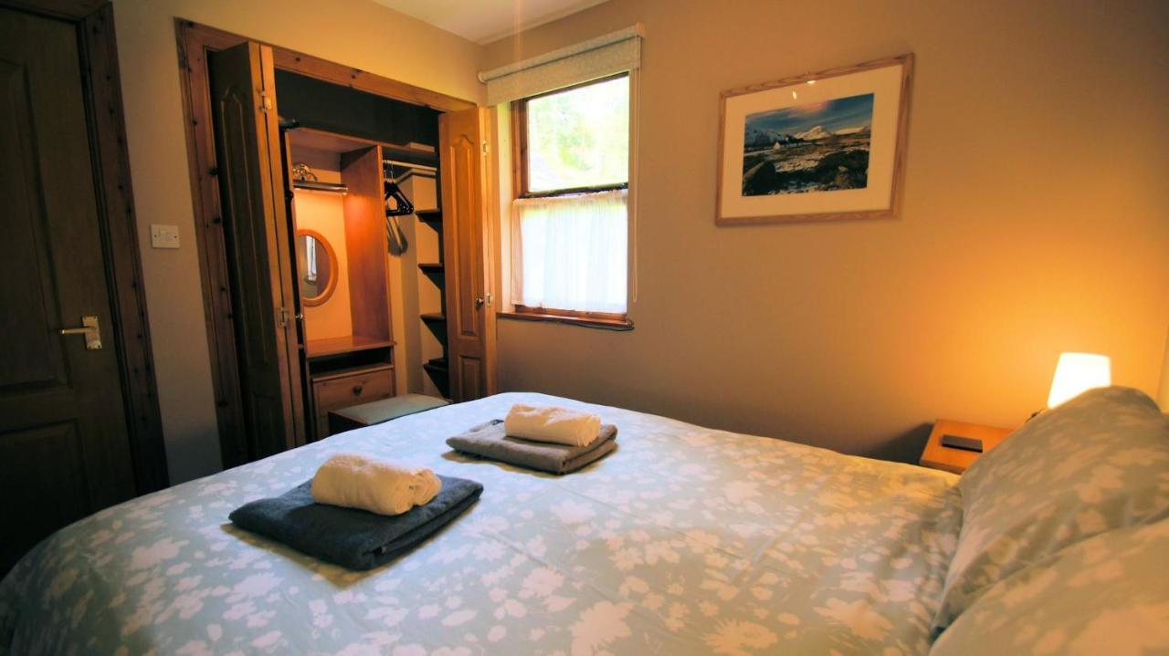 Morenish Mews Kenmore Cottage エクステリア 写真